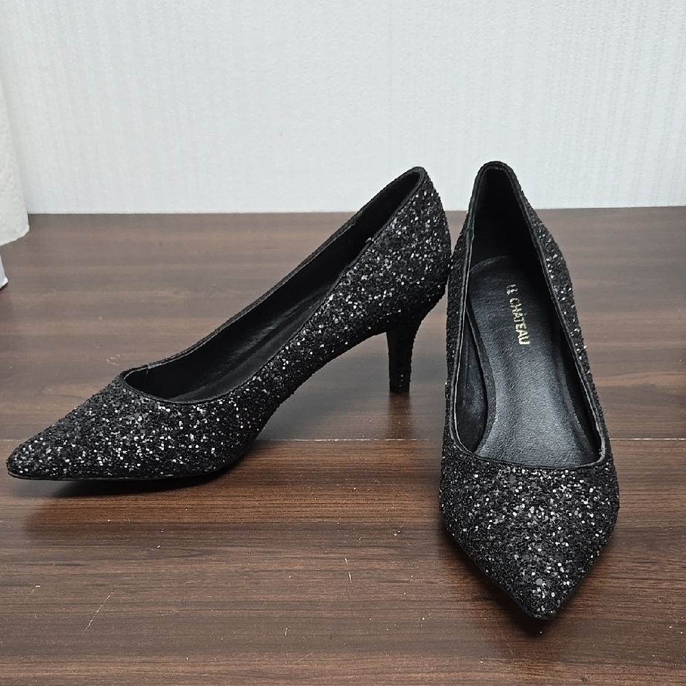 Le Chateau Size 6 Black Sequined Heels